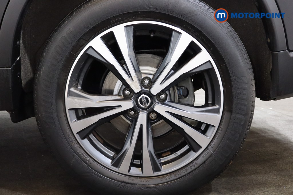 Nissan X-Trail N-Connecta Manual Diesel SUV - Stock Number (1538236) - 25th supplementary image