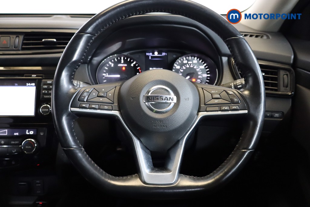 Nissan X-Trail N-Connecta Manual Diesel SUV - Stock Number (1538236) - 1st supplementary image