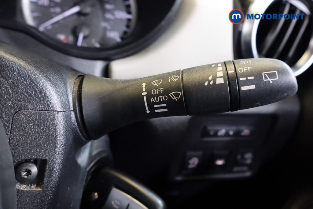 Nissan Micra Acenta Manual Petrol Hatchback - Stock Number (1553337) - 4th supplementary image