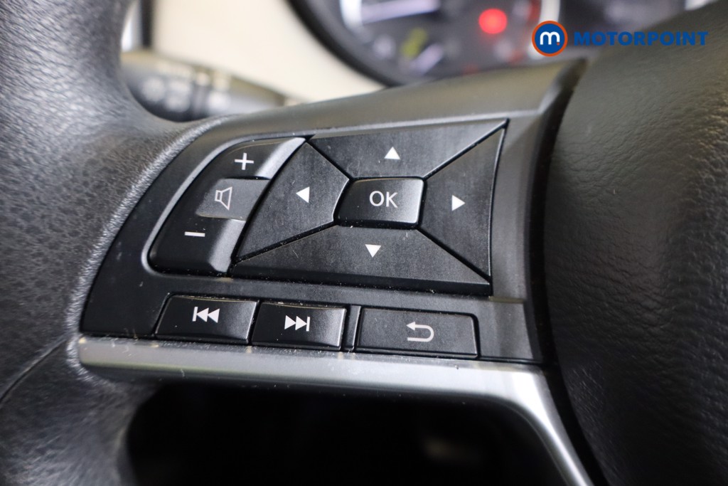 Nissan Micra Acenta Manual Petrol Hatchback - Stock Number (1553337) - 5th supplementary image