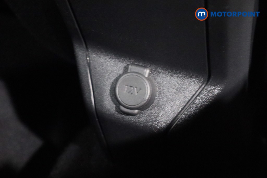 Peugeot 2008 Gt Line Automatic Petrol SUV - Stock Number (1561461) - 13th supplementary image