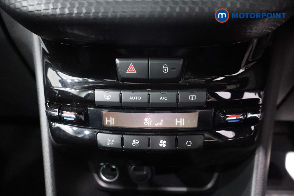 Peugeot 2008 Gt Line Automatic Petrol SUV - Stock Number (1561461) - 16th supplementary image