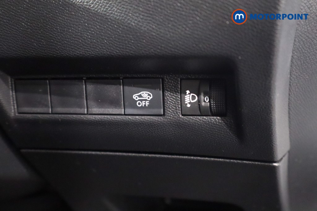 Peugeot 2008 Allure Manual Petrol SUV - Stock Number (1561792) - 21st supplementary image