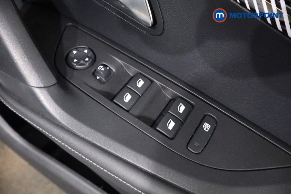 Peugeot 2008 Allure Manual Petrol SUV - Stock Number (1561792) - 23rd supplementary image