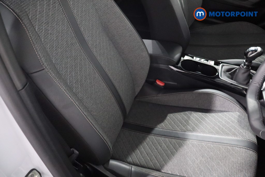 Peugeot 2008 Allure Manual Petrol SUV - Stock Number (1561792) - 25th supplementary image