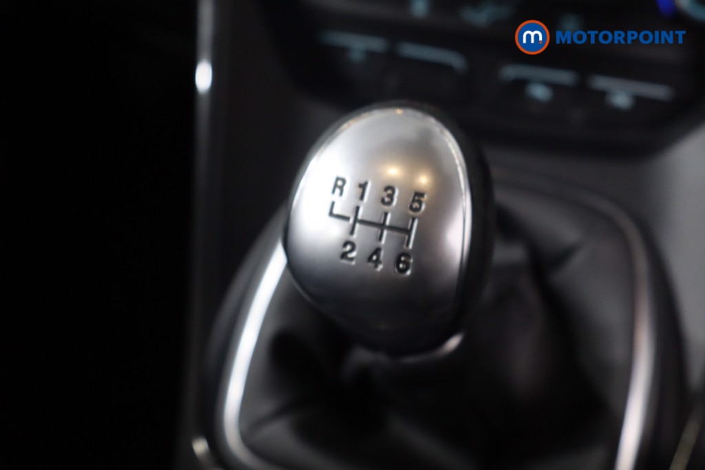 Ford Kuga St-Line Edition Manual Petrol SUV - Stock Number (1563369) - 20th supplementary image