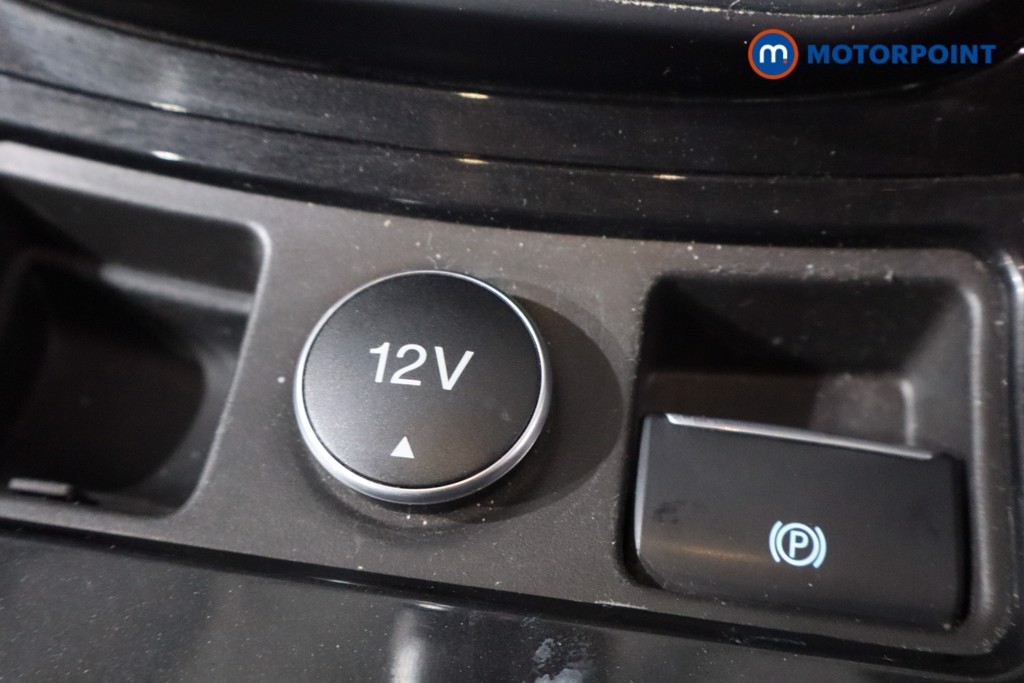 Ford Kuga St-Line Edition Manual Petrol SUV - Stock Number (1563369) - 21st supplementary image