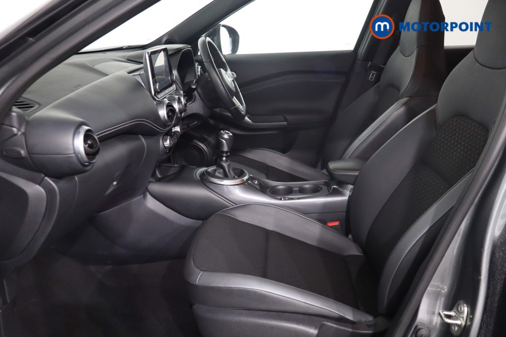 Nissan Juke N-Connecta Manual Petrol SUV - Stock Number (1566099) - 4th supplementary image