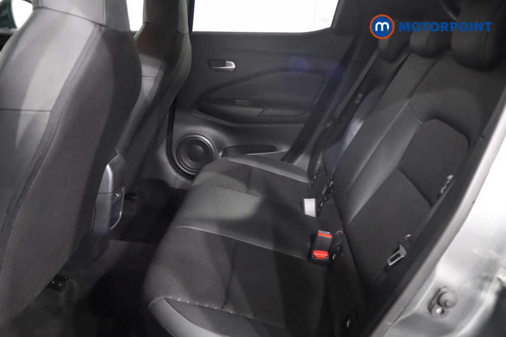 Nissan Juke N-Connecta Manual Petrol SUV - Stock Number (1566099) - 5th supplementary image
