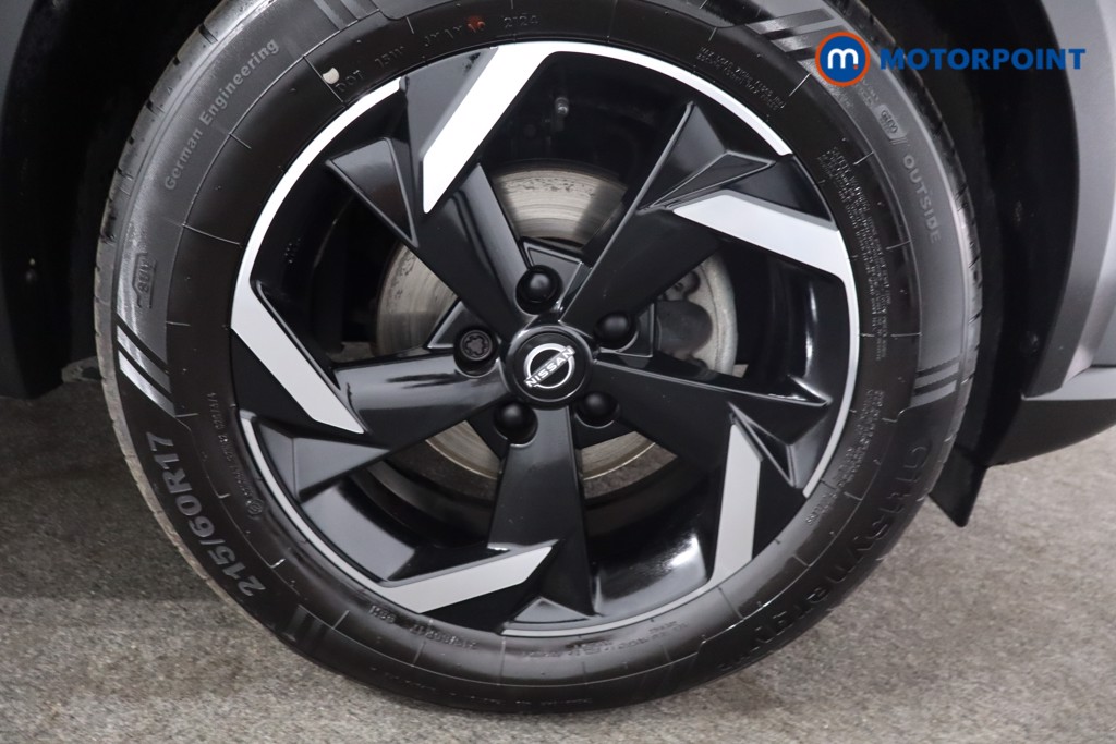 Nissan Juke N-Connecta Manual Petrol SUV - Stock Number (1566099) - 9th supplementary image