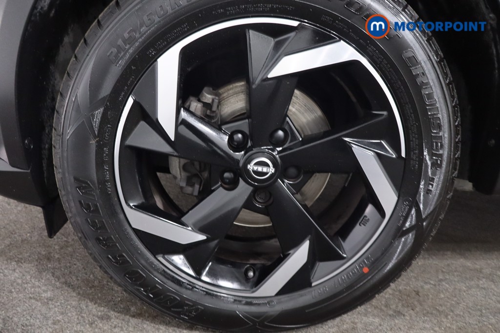 Nissan Juke N-Connecta Manual Petrol SUV - Stock Number (1566099) - 11th supplementary image