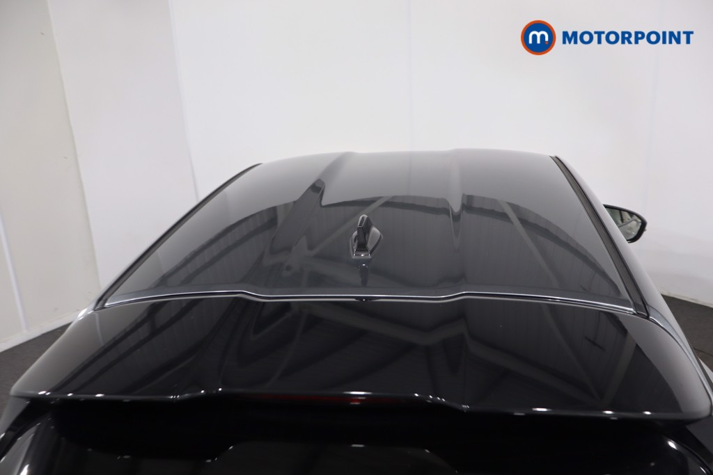 Nissan Juke N-Connecta Manual Petrol SUV - Stock Number (1566099) - 29th supplementary image