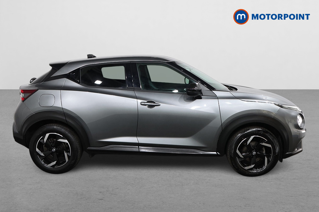 Nissan Juke N-Connecta Manual Petrol SUV - Stock Number (1566099) - Drivers side