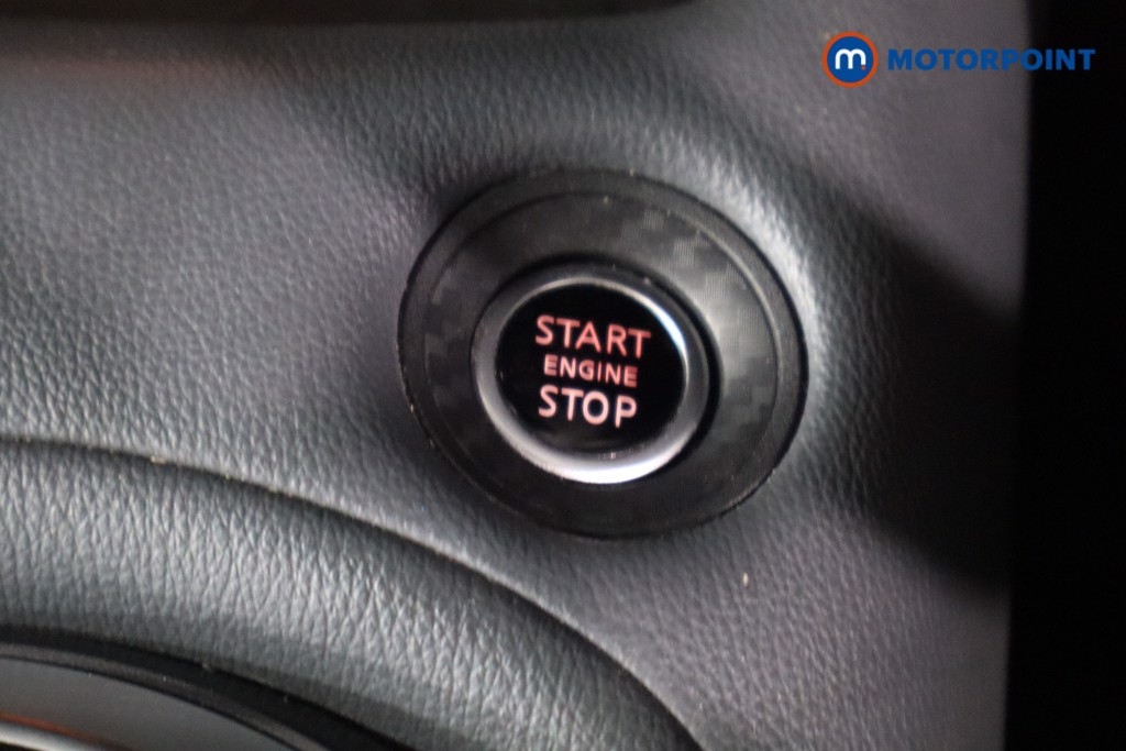 Nissan Juke Tekna Manual Petrol SUV - Stock Number (1566832) - 15th supplementary image