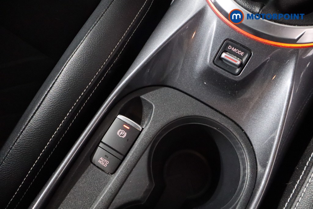 Nissan Juke Tekna Manual Petrol SUV - Stock Number (1566832) - 20th supplementary image