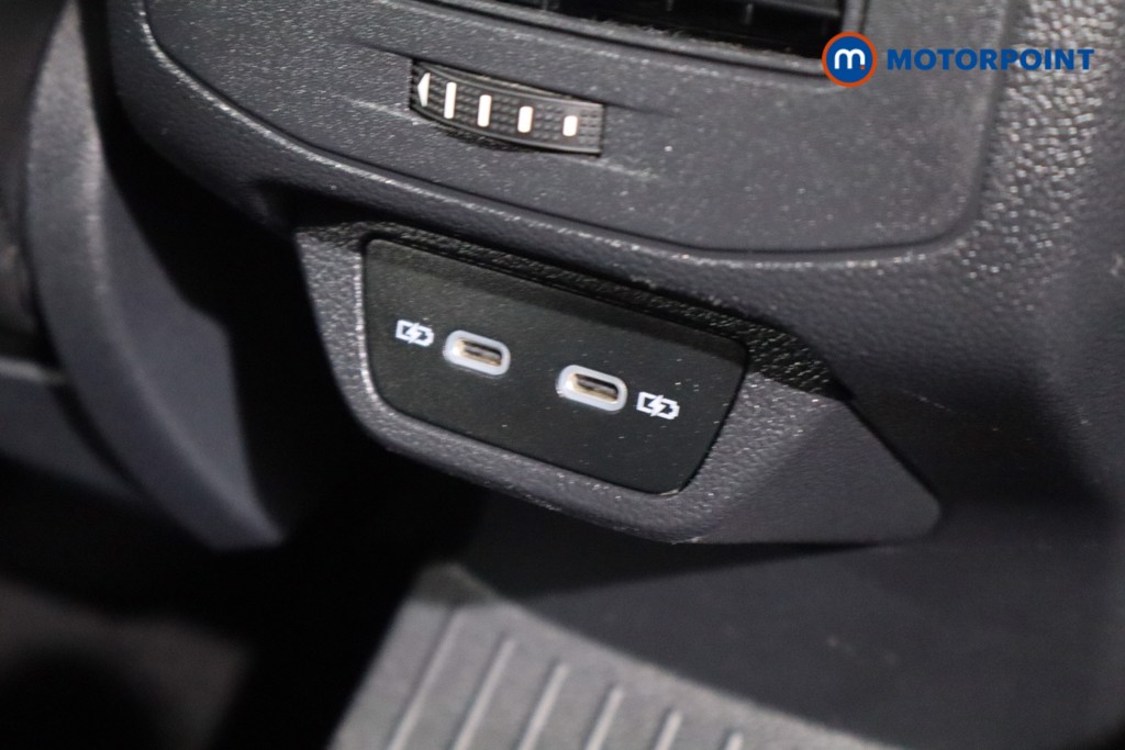 Volkswagen T-Roc R-Line Automatic Petrol SUV - Stock Number (1567052) - 13th supplementary image