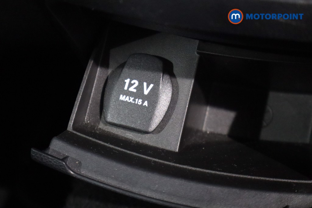 Mercedes-Benz A Class Amg Line Manual Petrol Hatchback - Stock Number (1567809) - 13th supplementary image