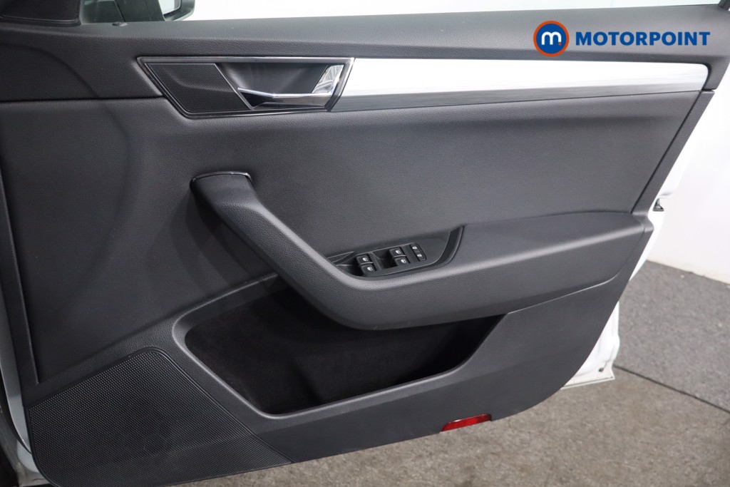Skoda Superb Se Technology Automatic Petrol Hatchback - Stock Number (1568352) - 24th supplementary image