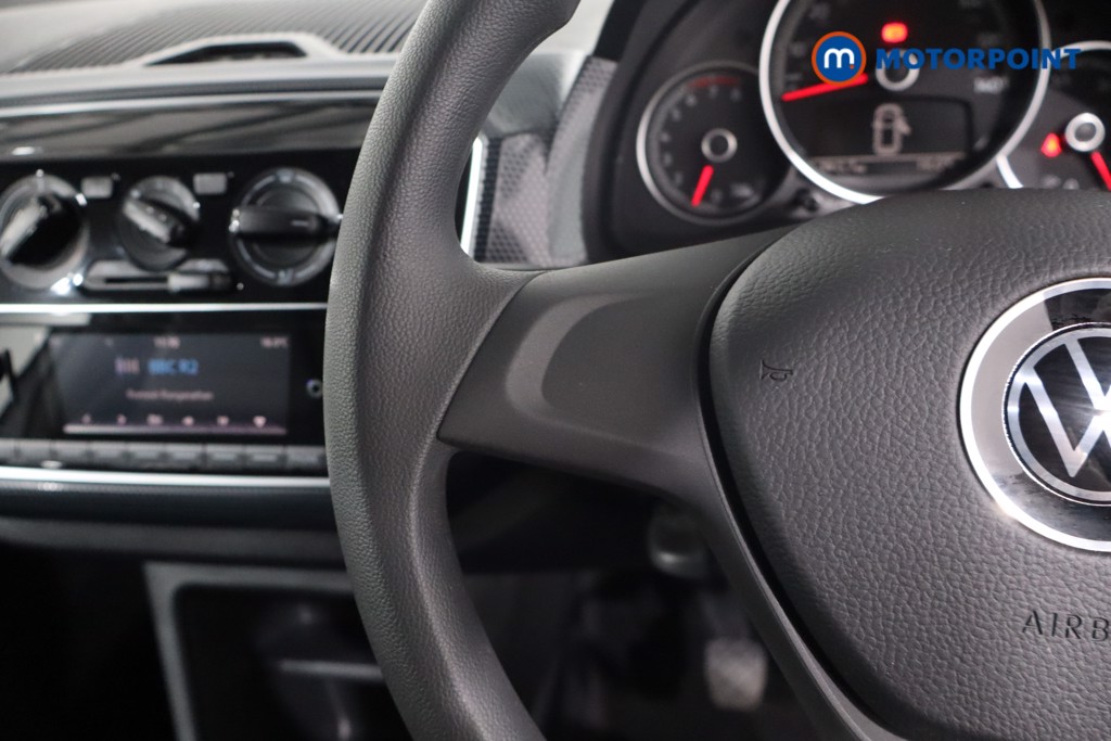 Volkswagen UP Black Edition Manual Petrol Hatchback - Stock Number (1569561) - 7th supplementary image