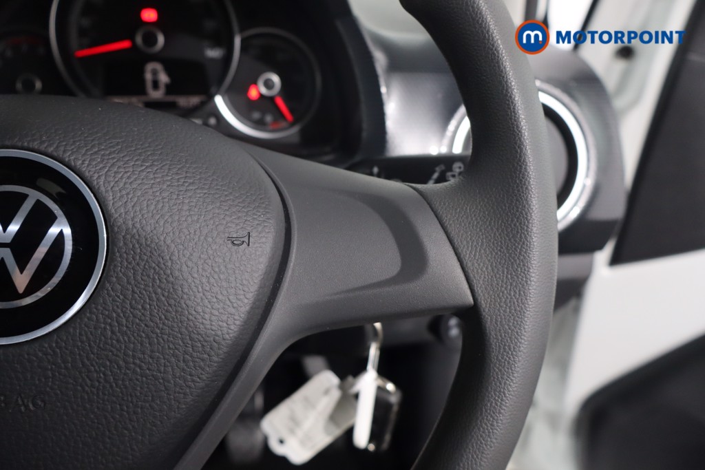 Volkswagen UP Black Edition Manual Petrol Hatchback - Stock Number (1569561) - 8th supplementary image