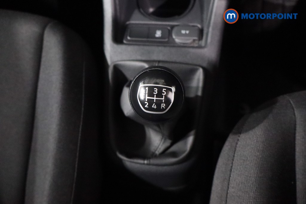 Volkswagen UP Black Edition Manual Petrol Hatchback - Stock Number (1569561) - 17th supplementary image