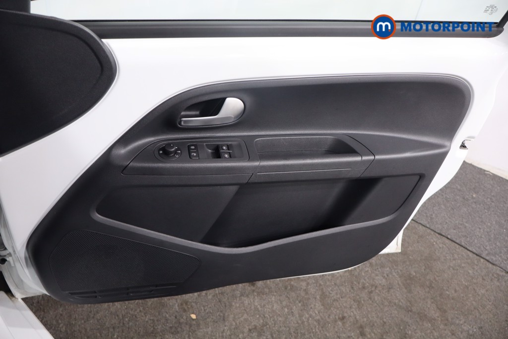 Volkswagen UP Black Edition Manual Petrol Hatchback - Stock Number (1569561) - 20th supplementary image