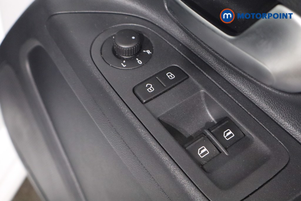 Volkswagen UP Black Edition Manual Petrol Hatchback - Stock Number (1569561) - 21st supplementary image