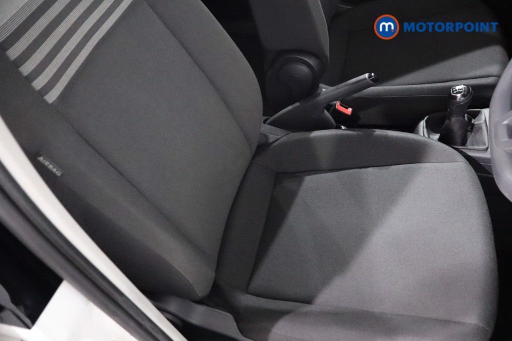 Volkswagen UP Black Edition Manual Petrol Hatchback - Stock Number (1569561) - 23rd supplementary image
