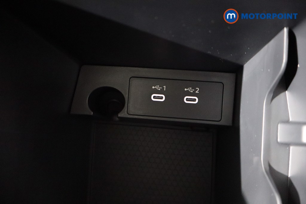 Nissan Qashqai N-Connecta Automatic Petrol SUV - Stock Number (1569567) - 18th supplementary image