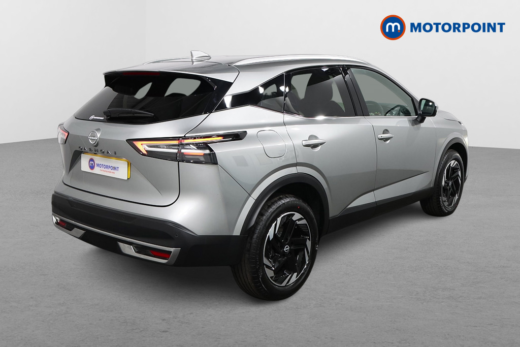 Nissan Qashqai N-Connecta Automatic Petrol SUV - Stock Number (1569567) - Drivers side rear corner