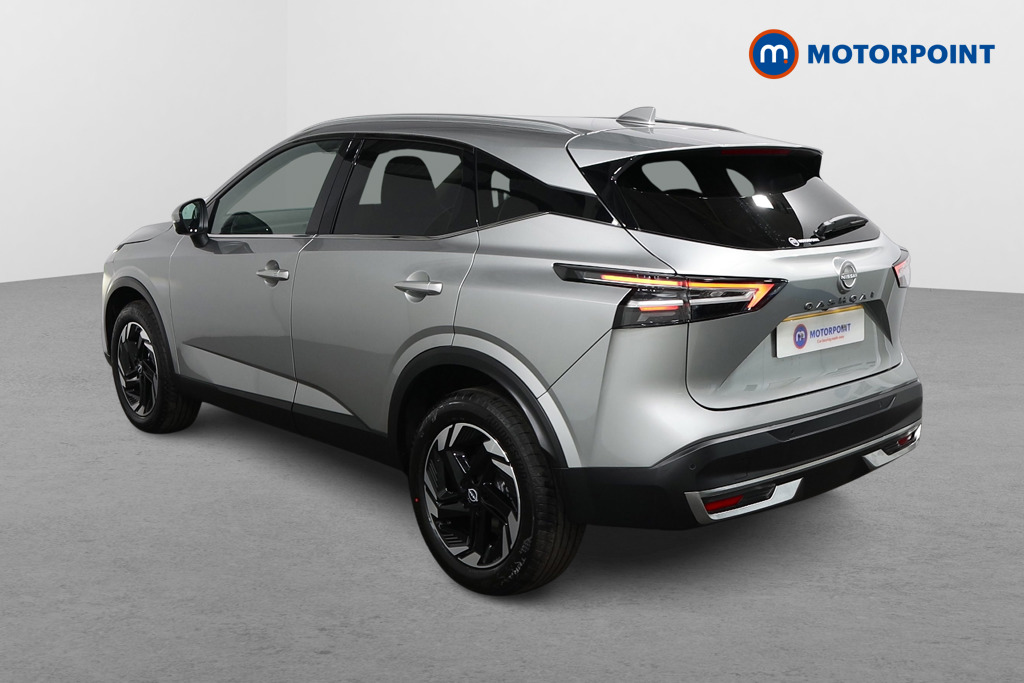 Nissan Qashqai N-Connecta Automatic Petrol SUV - Stock Number (1569567) - Passenger side rear corner