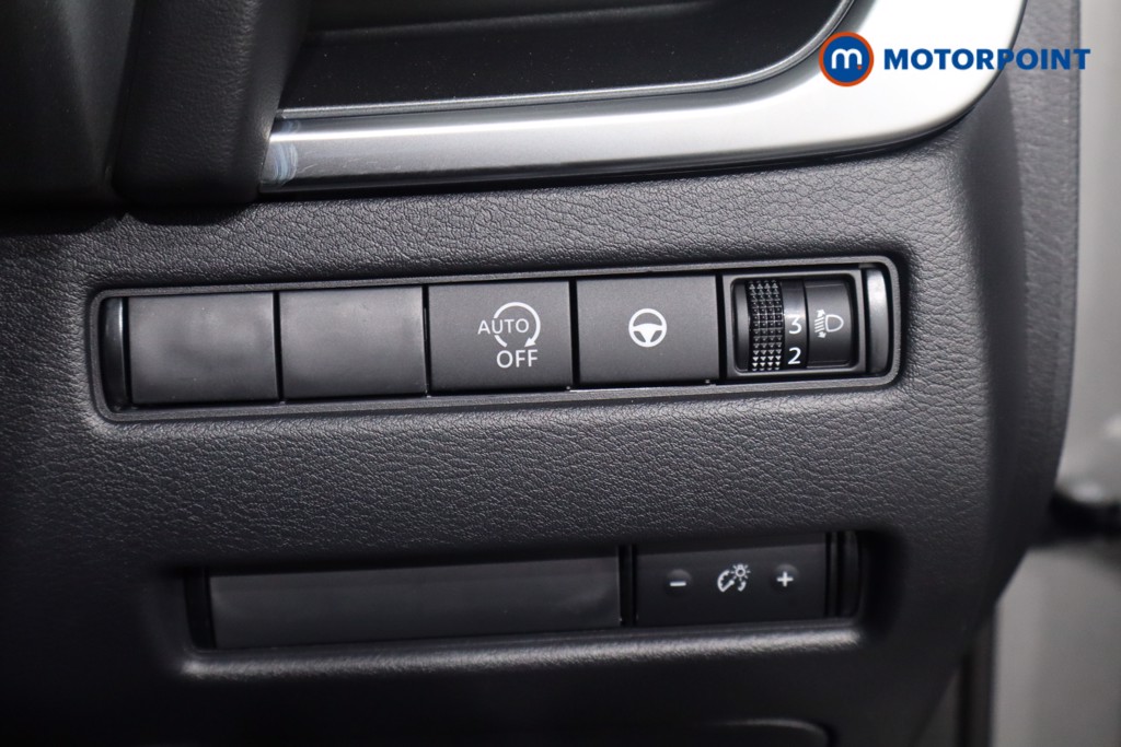 Nissan Qashqai N-Connecta Automatic Petrol SUV - Stock Number (1569568) - 21st supplementary image