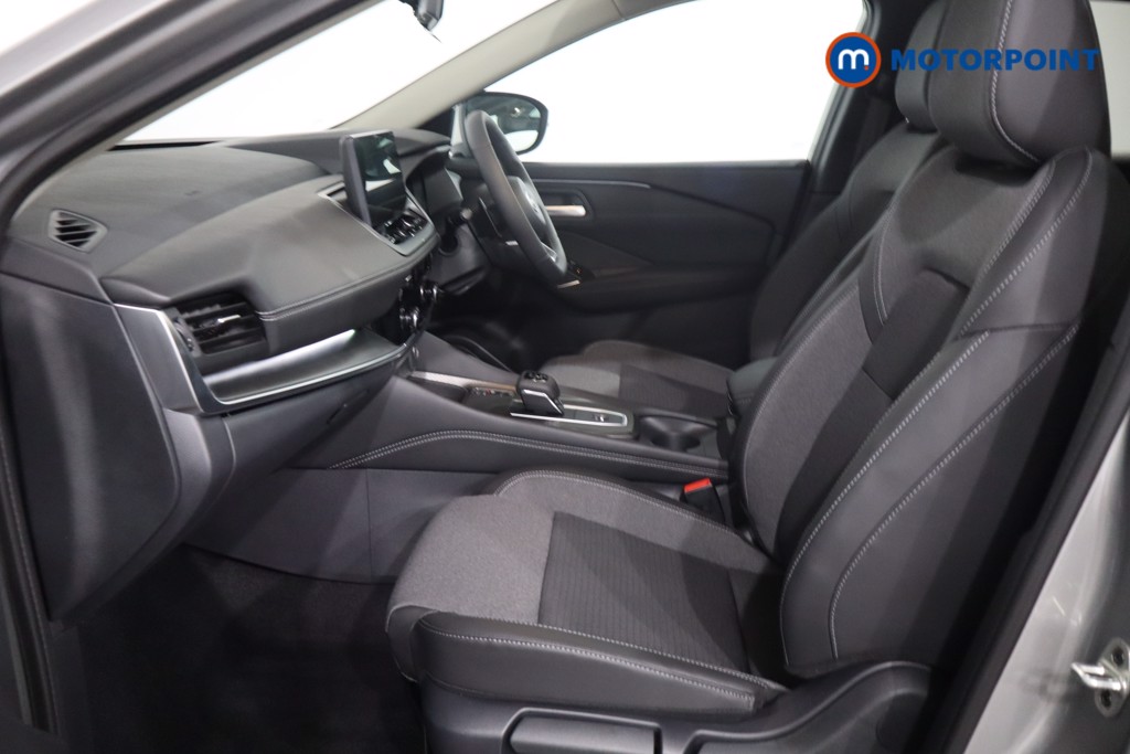 Nissan Qashqai N-Connecta Automatic Petrol SUV - Stock Number (1569573) - 4th supplementary image