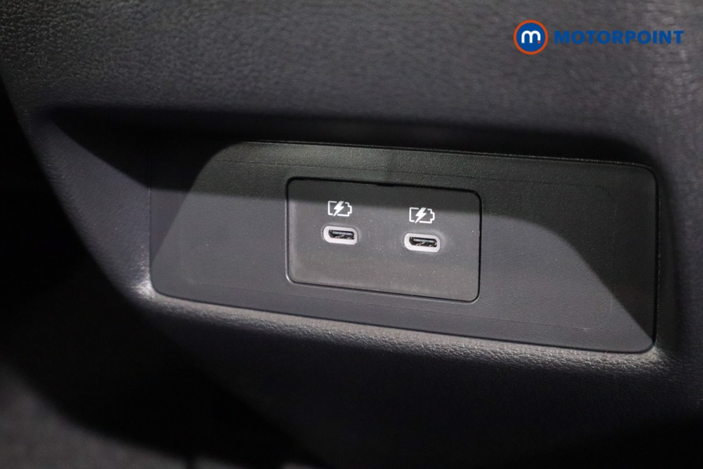 Nissan Qashqai N-Connecta Automatic Petrol SUV - Stock Number (1569573) - 13th supplementary image