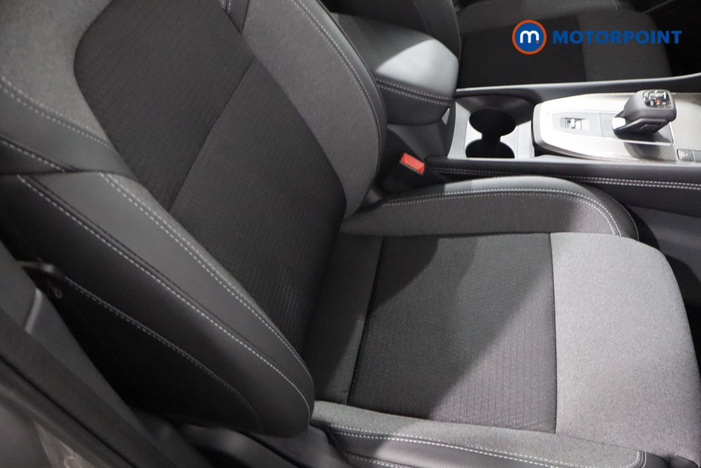 Nissan Qashqai N-Connecta Automatic Petrol SUV - Stock Number (1569573) - 25th supplementary image