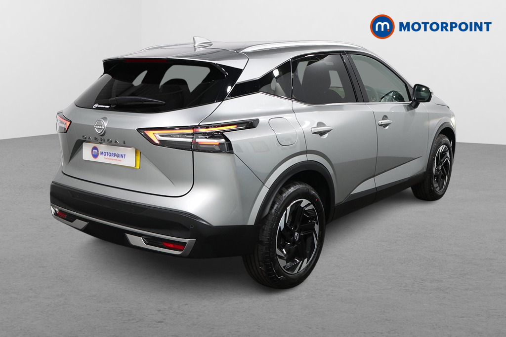 Nissan Qashqai N-Connecta Automatic Petrol SUV - Stock Number (1569573) - Drivers side rear corner