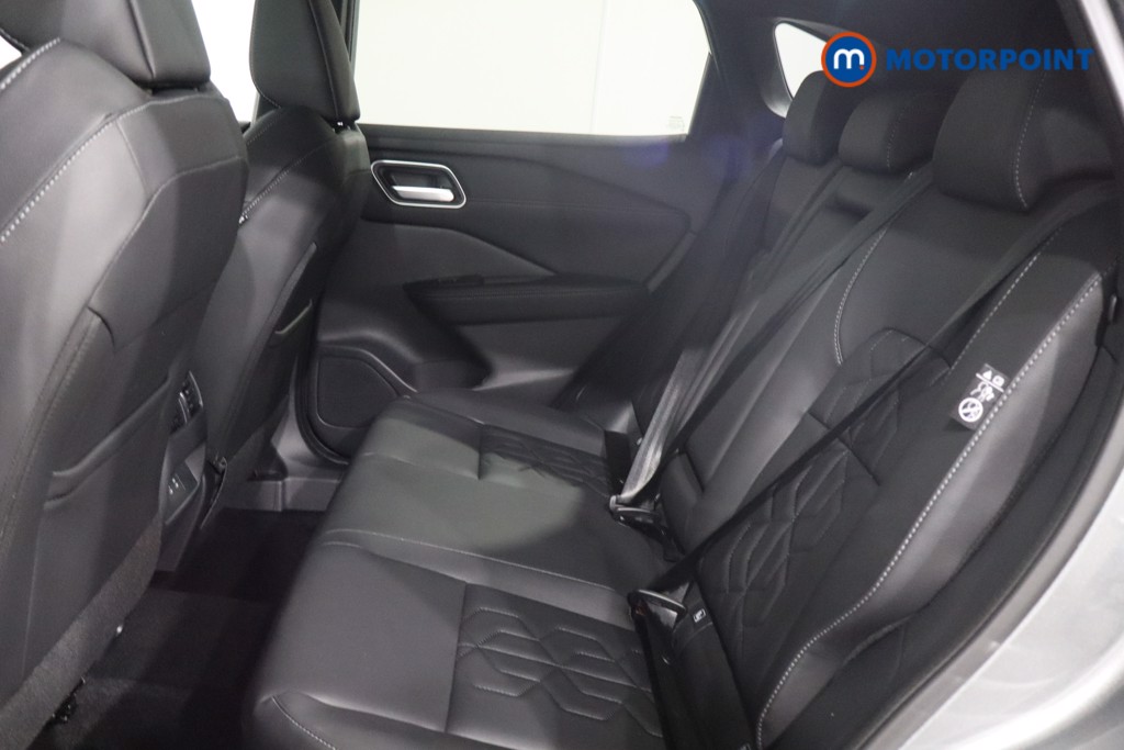 Nissan Qashqai Tekna Automatic Petrol SUV - Stock Number (1569595) - 5th supplementary image