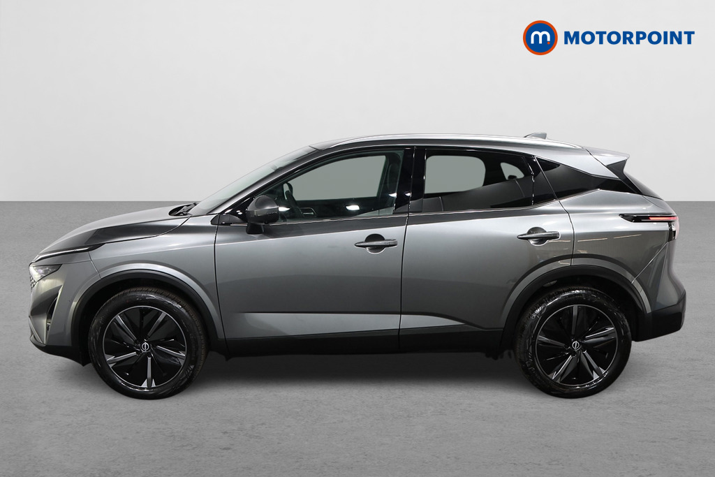 Nissan Qashqai Tekna Automatic Petrol SUV - Stock Number (1569595) - Passenger side