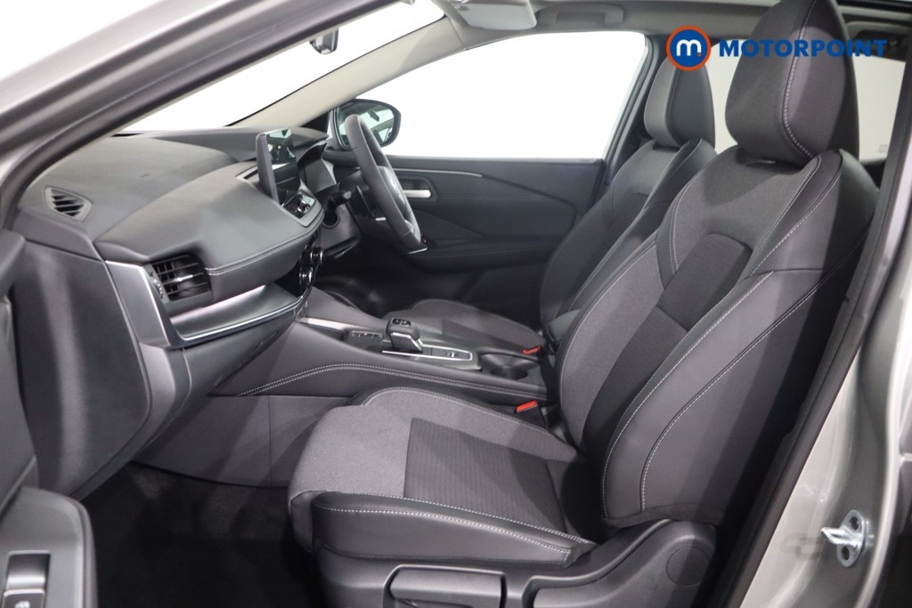 Nissan Qashqai N-Connecta Automatic Petrol SUV - Stock Number (1569612) - 4th supplementary image