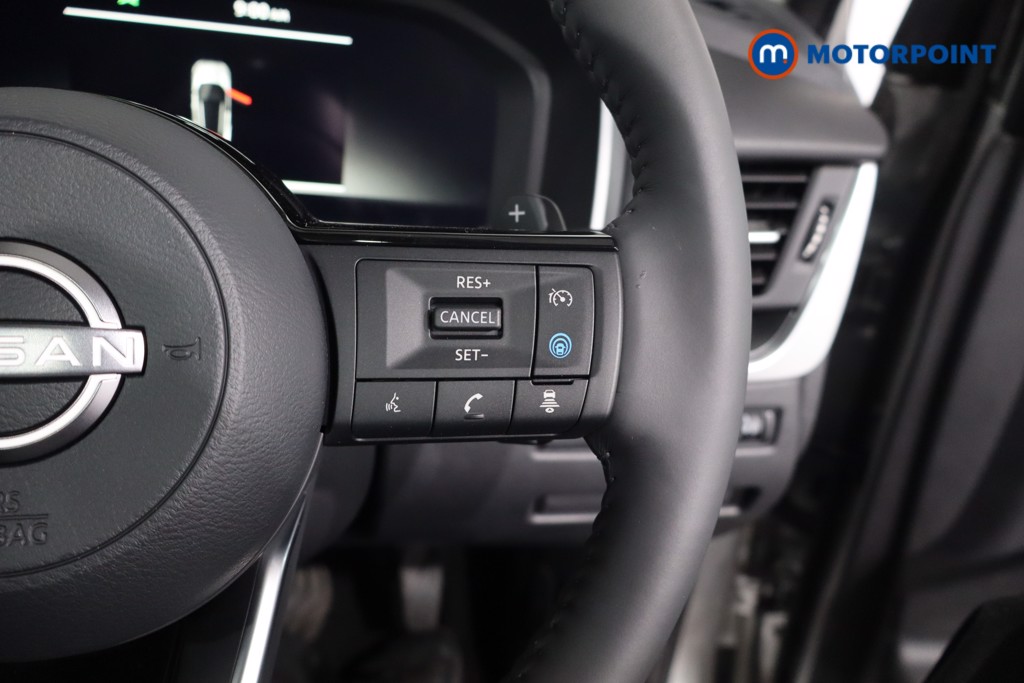 Nissan Qashqai N-Connecta Automatic Petrol SUV - Stock Number (1569612) - 8th supplementary image