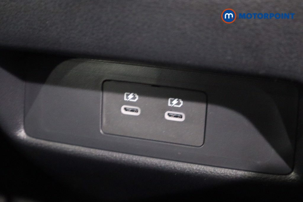 Nissan Qashqai N-Connecta Automatic Petrol SUV - Stock Number (1569612) - 13th supplementary image