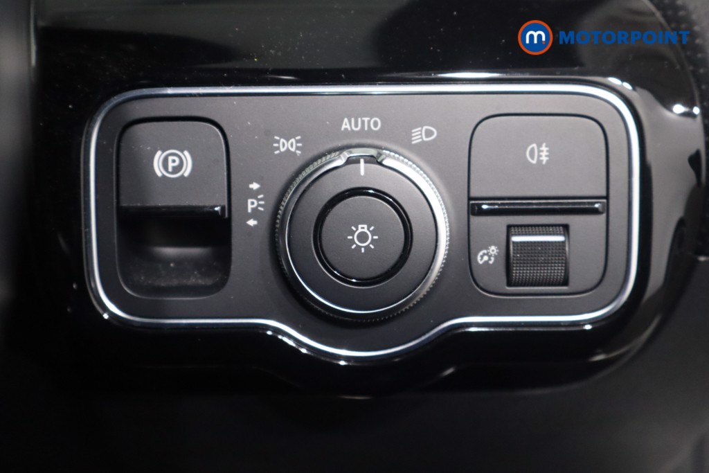 Mercedes-Benz A Class Amg Line Automatic Diesel Hatchback - Stock Number (1569736) - 20th supplementary image