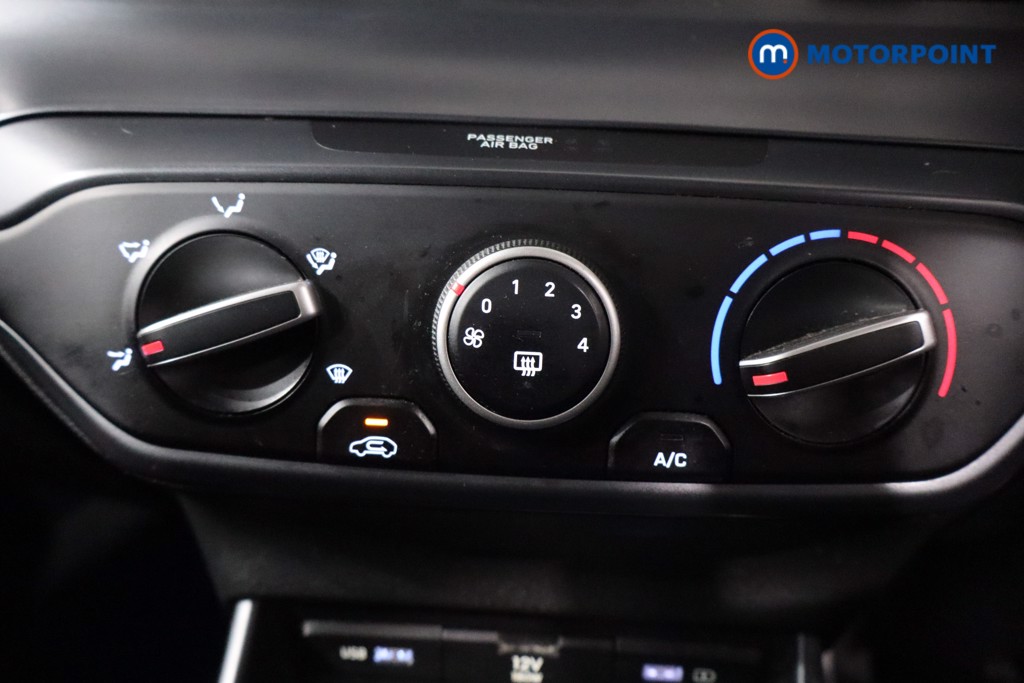 Hyundai Bayon Se Connect Automatic Petrol-Electric Hybrid SUV - Stock Number (1561966) - 15th supplementary image