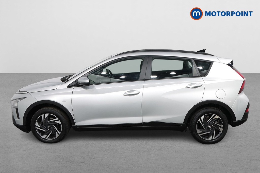 Hyundai Bayon Se Connect Automatic Petrol-Electric Hybrid SUV - Stock Number (1561966) - Passenger side