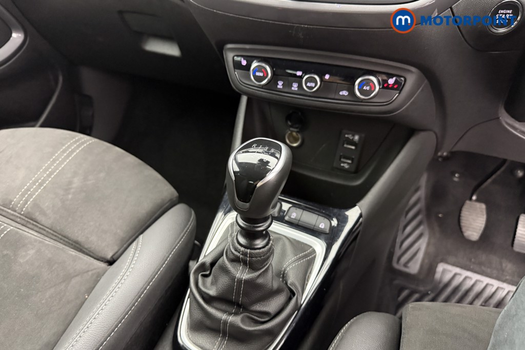 Vauxhall Crossland Ultimate Manual Diesel SUV - Stock Number (1545370) - 11th supplementary image