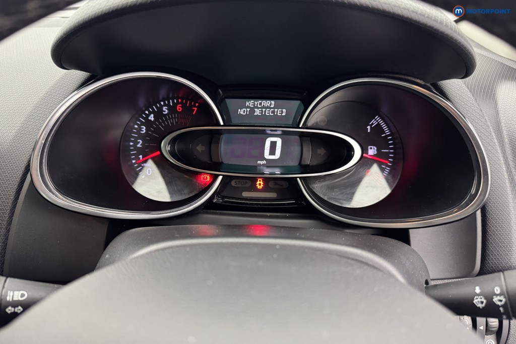 Renault Clio Iconic Manual Petrol Hatchback - Stock Number (1551555) - 9th supplementary image