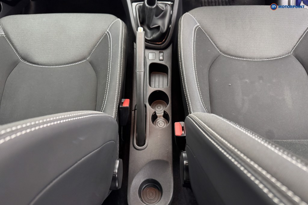 Renault Clio Iconic Manual Petrol Hatchback - Stock Number (1551555) - 10th supplementary image