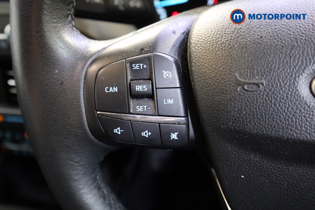 Ford Focus Titanium Manual Petrol Hatchback - Stock Number (1554720) - 3rd supplementary image