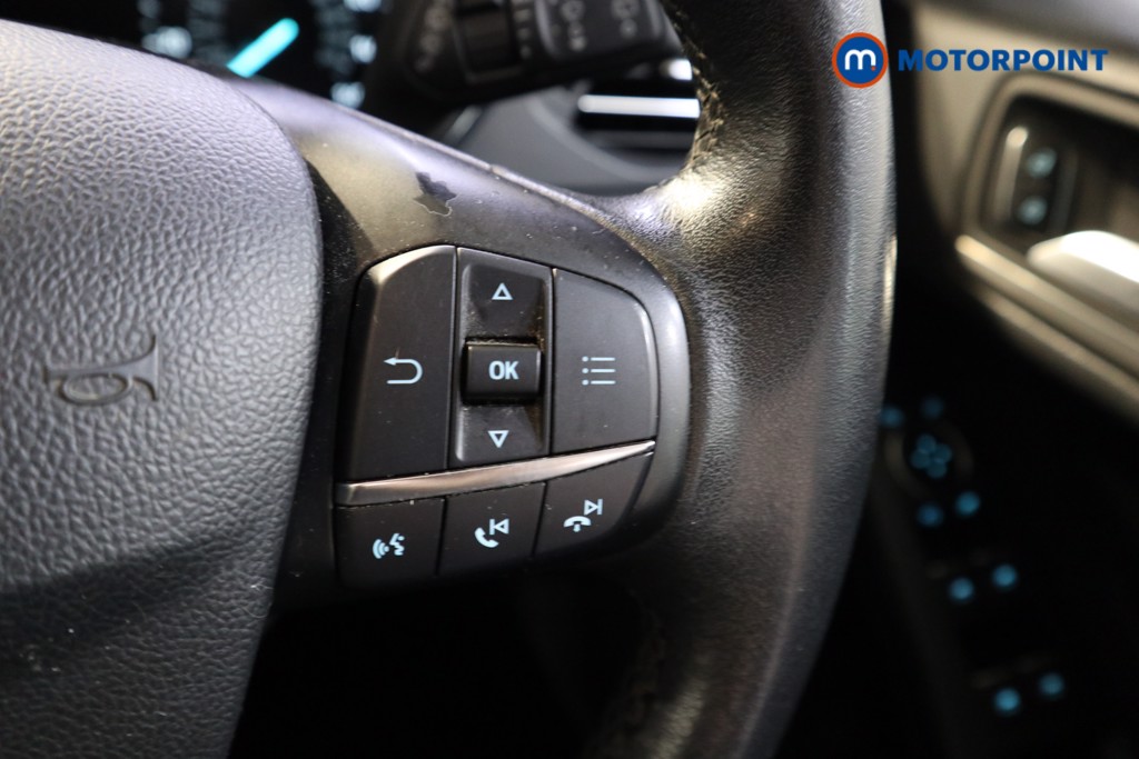 Ford Focus Titanium Manual Petrol Hatchback - Stock Number (1554720) - 4th supplementary image