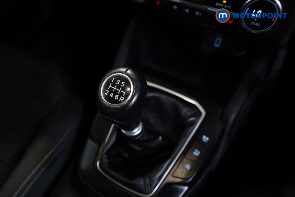 Ford Focus Titanium Manual Petrol Hatchback - Stock Number (1554720) - 9th supplementary image